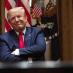 Sánchez y los medios utilizan a Trump para ganar popularidad en España